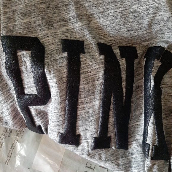 Vs pink top - Picture 3 of 5